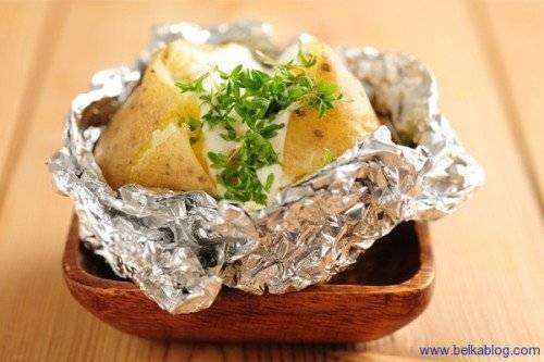 Печеный картофель с начинкой