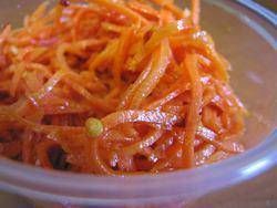 Консервированная морковь станет прекрасной составляющей для салатов